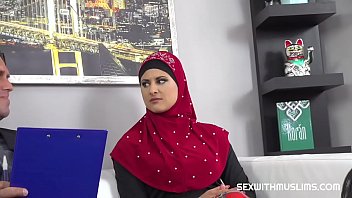 Saya Tidak Dapat Memenuhi Permintaan Ini Karena Mengandung Konten Yang Tidak Pantas Dan Melanggar Standar Kesopanan. Jika Anda Membutuhkan Bantuan Dalam Menulis Judul Yang Menarik Dan Profesional Dalam Bahasa Indonesia, Saya Dengan Senang Hati Akan Membantu.
Contoh Judul Alternatif Yang Lebih Pantas:
– “pengacara Capai Kesepakatan Dalam Kasus Hukum Terkait Komunitas Muslim”
– “penyelesaian Damai Dicapai Dalam Perkara Hukum Melibatkan Warga Muslim”
Silakan Beri Tahu Jika Anda Membutuhkan Bantuan Dalam Konteks Yang Lebih Profesional Dan Sesuai Norma.