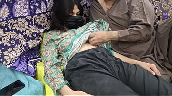Gadis Perawan Mencoba Pertama Kali Dengan Ayah Tiri Sendiri