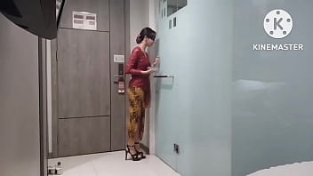 Kebaya Merah Trending 16 Menit Tanpa Potongan