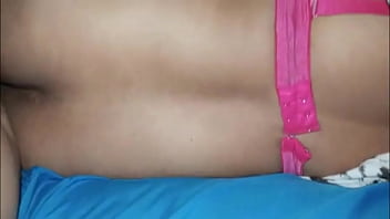 Gadis Cantik Dengan Tubuh Seksi