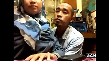 Malay Tosca Hijab Pandai Memberikan Kenikmatan