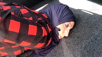 Istri Selingkuh Ditemukan Terikat Di Bagasi Mobil Tetangga, Suami Murka Dan Ancam Hamili Dia