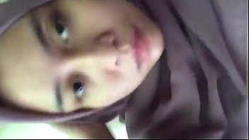 Jilbab Hot Mandiri – Aksi Solo Menggoda Penuh Nafsu