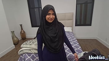 Maribel Berhijab Hot – Aksi Mesra Pov Yang Menggoda