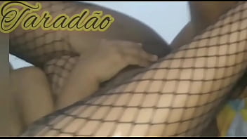 Mulher Safada Gemendo E Levando Gozada Na Bunda