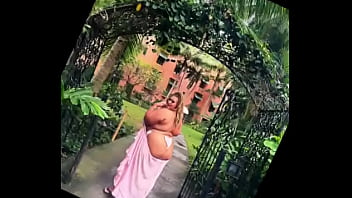 Aku Lagi Menuju Boston Minggu Ini, Udah Nggak Sabar Pengen Kamu Liat Konten Panas Yang Baru! Sementara Itu, Cek Aja Dulu Foto-foto Seksi Dari Hawaii…