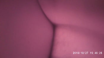 Mengejarnya Sambil Merangkak Dengan Nafsu
