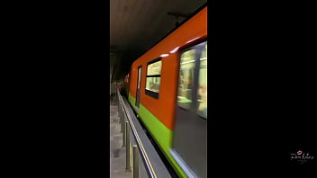 Ya Ampun, Gue Cuma Lagi Di Jalan Ke Kantor, Eh Ada Mesum Nongol Di Kereta.