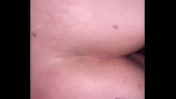 Lidahku Menyelami Lubangmu Dalam-dalam