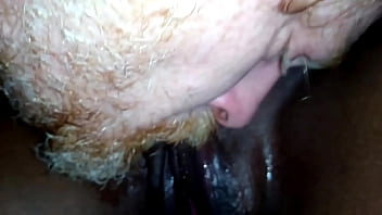 Sesi Panas Di Kandang Birahi Kat: Tonton Aku Digilir Mentah-mentah Live Oleh Bule Untuk Para Penonton, Cewek Hitam Panas Digilas Kontol Putih