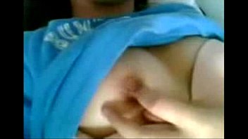 Goyang-goyang Sendiri Ala Indo Yang Bikin Kamu Ngecrot