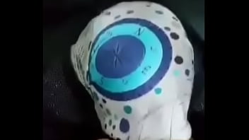 Teriakan Mesra Di Balik Jilbab