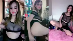 Cia Uting Memamerkan Toket Mulusnya Dengan Busana Transparan Yang Menggoda