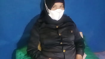 Satpam Perempuan Gatel Colmek Sampai Muncrat Deras