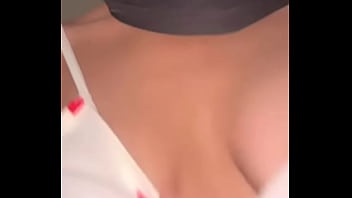 Payudara Montok Hijabers Goyang Liar | Cewek Muslim Arab Nakal Pamer Tetek Sempurna