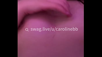 台灣騷貨@carolinebb正在直播被內射 Swag.live