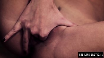 Payudara Montok Asia Menggoda Dan Kenikmatan Masturbasi Yang Menggairahkan